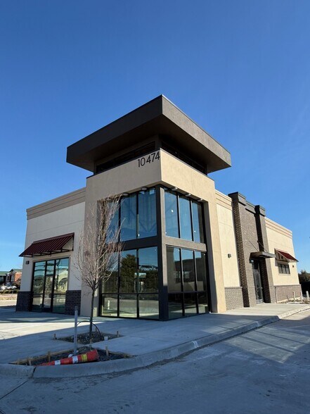 10234 Coit Rd, Frisco, TX à louer - Photo de l’immeuble – Image 3 sur 5