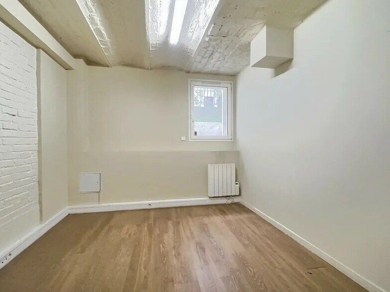 Bureau dans Paris à louer - Photo de l’immeuble – Image 2 sur 8