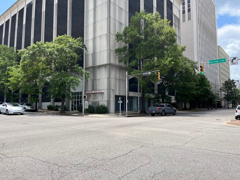 2021 3rd Ave, Birmingham, AL à louer - Photo principale – Image 1 sur 3