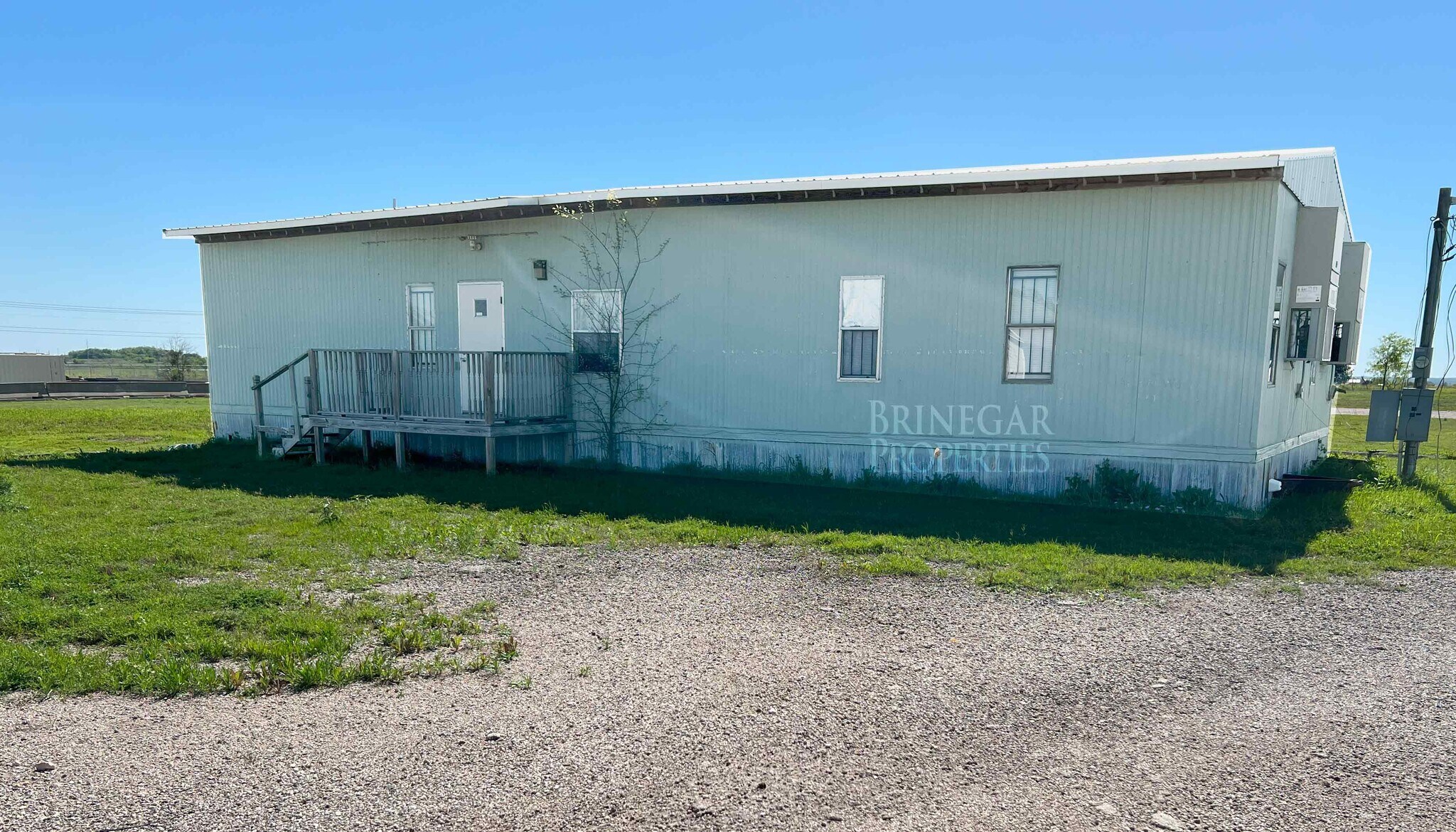 127 Alsace Ave, Jarrell, TX à louer Photo principale– Image 1 sur 8