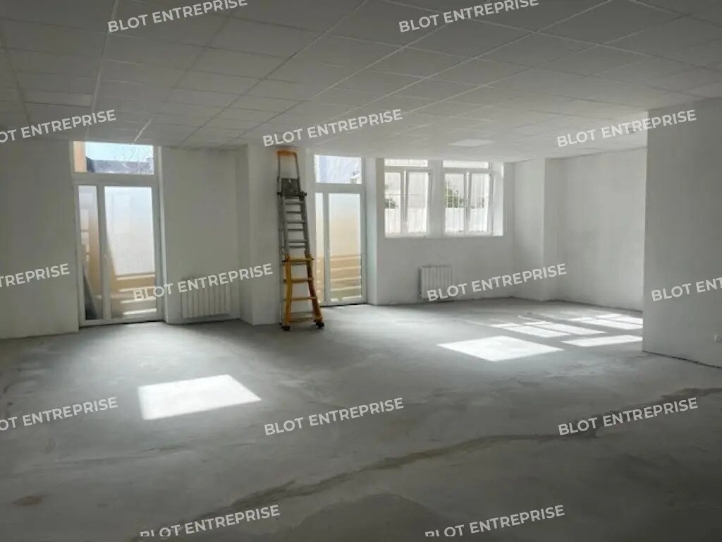 Bureau dans Vannes à vendre Photo principale– Image 1 sur 1