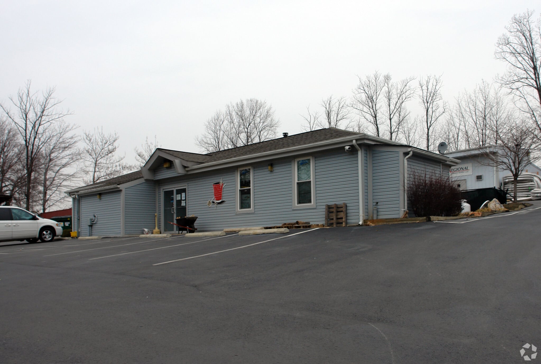 8045 Snouffers School Rd, Gaithersburg, MD à louer Photo principale– Image 1 sur 5