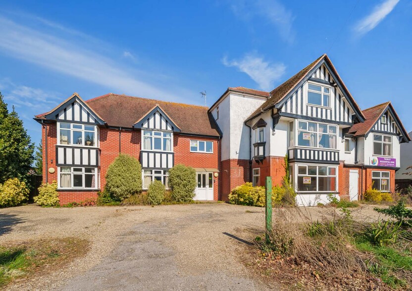 58 High Rd, Felixstowe à vendre - Photo principale – Image 1 sur 6