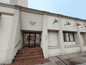 230 New York Ave, Huntington, NY à louer Photo intérieure– Image 1 sur 7