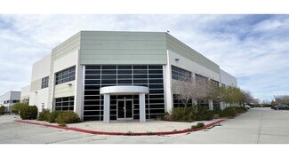 Plus de détails pour 114 Grand Cypress Ave, Palmdale, CA - Industriel/Logistique à louer