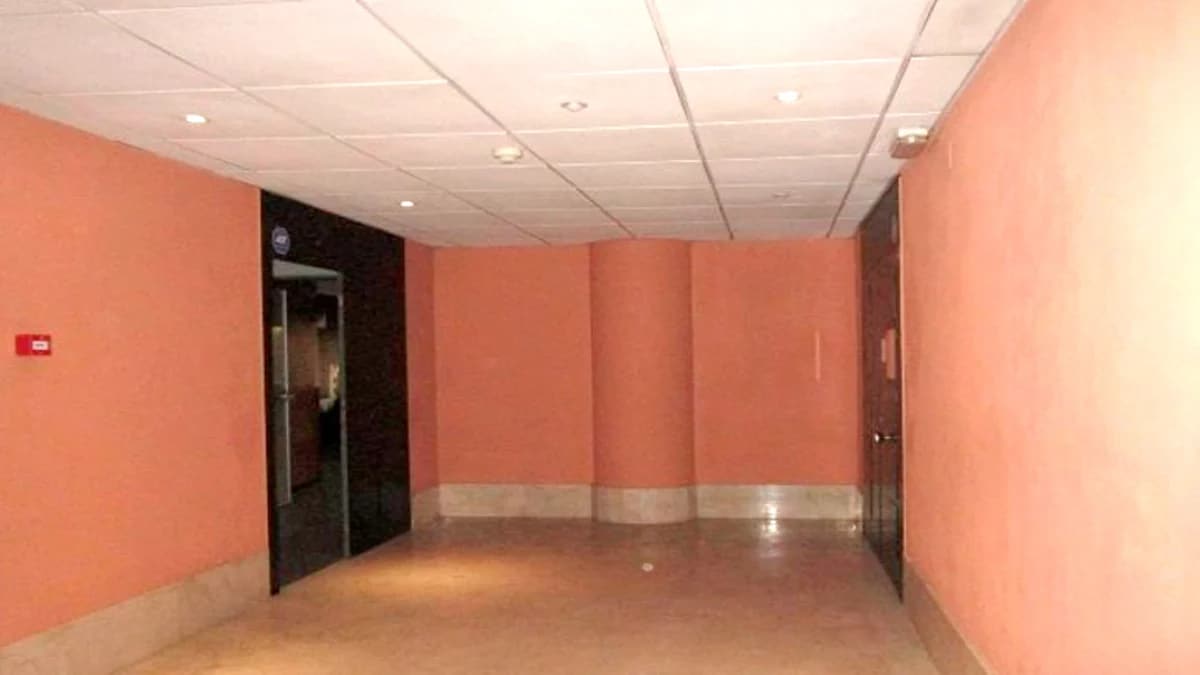 Carrer Francesc Layret, 75, Mollet del Vallès, BAR 08100 - Lot A - - Photo intérieure - Image 1 of 3