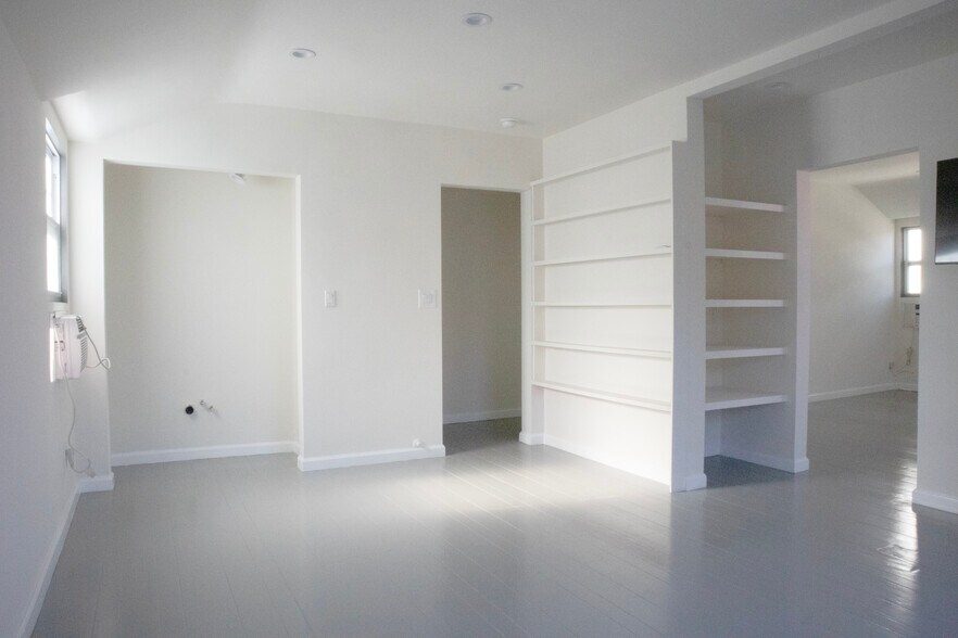 371 N La Cienega Blvd, Los Angeles, CA à louer - Photo intérieure – Image 3 sur 7