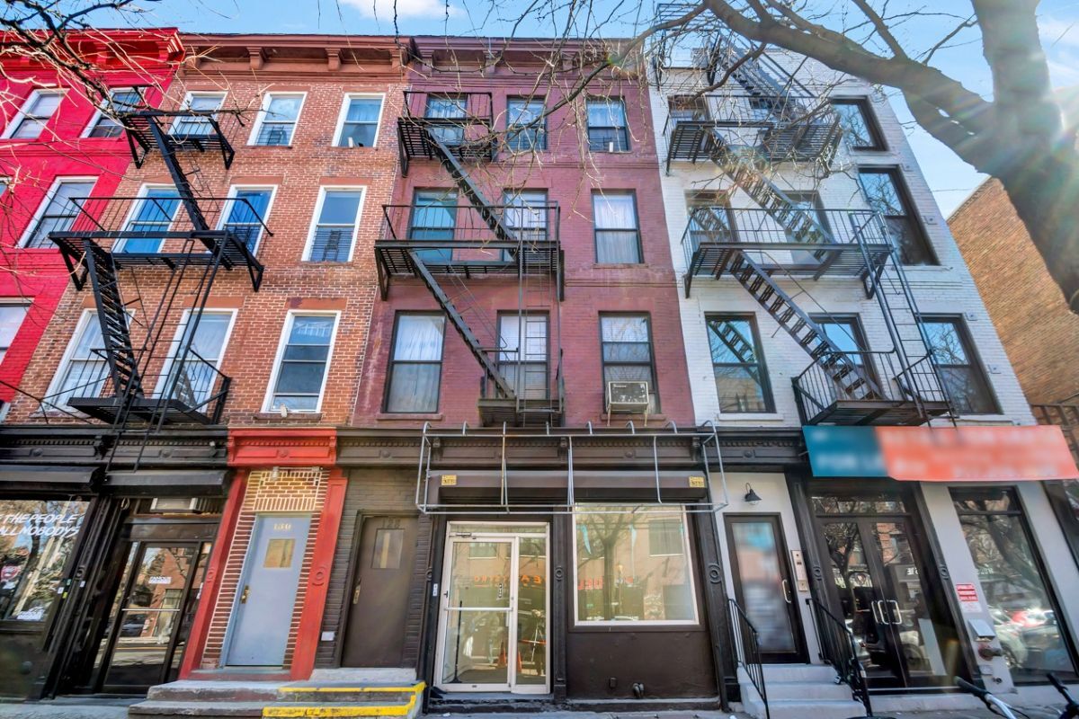 128 Alexander Ave, Bronx, NY à vendre Photo principale– Image 1 sur 5