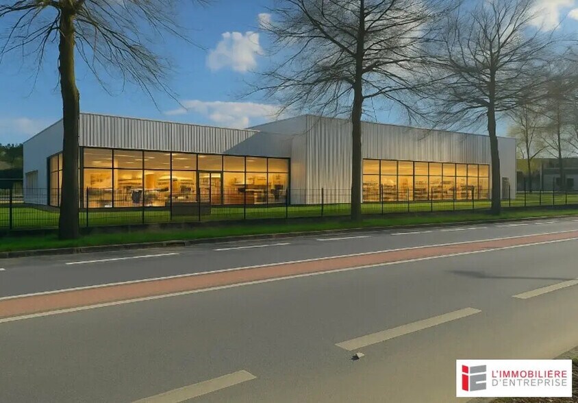 Local d’activités dans Vitré à louer - Photo principale – Image 1 sur 3