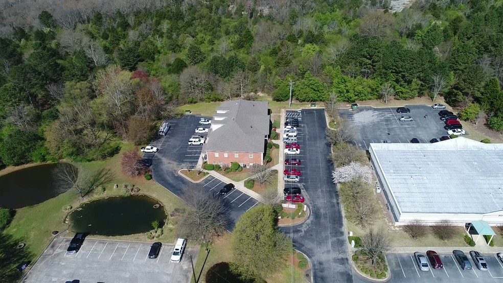 997 Commerce Dr SW, Conyers, GA à vendre - Vidéo sur l’annonce professionnelle – Image 3 sur 41