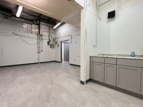 2300-2306 S Jane St, Pittsburgh, PA à louer Photo intérieure– Image 2 sur 9