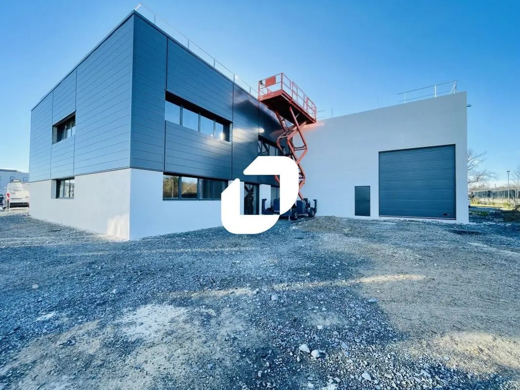 Bureau dans MARCY-L'ETOILE à louer Photo de l’immeuble– Image 1 sur 12