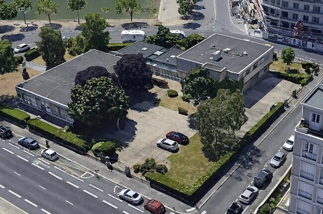 Plus de détails pour Bureau à louer