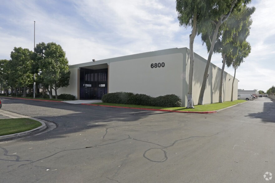 6800 Orangethorpe Ave, Buena Park, CA à louer - Photo principale – Image 1 sur 4