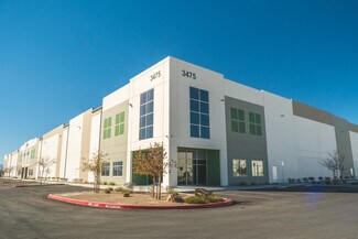 Plus de détails pour 3475 N Las Vegas Blvd, Las Vegas, NV - Industriel/Logistique à louer