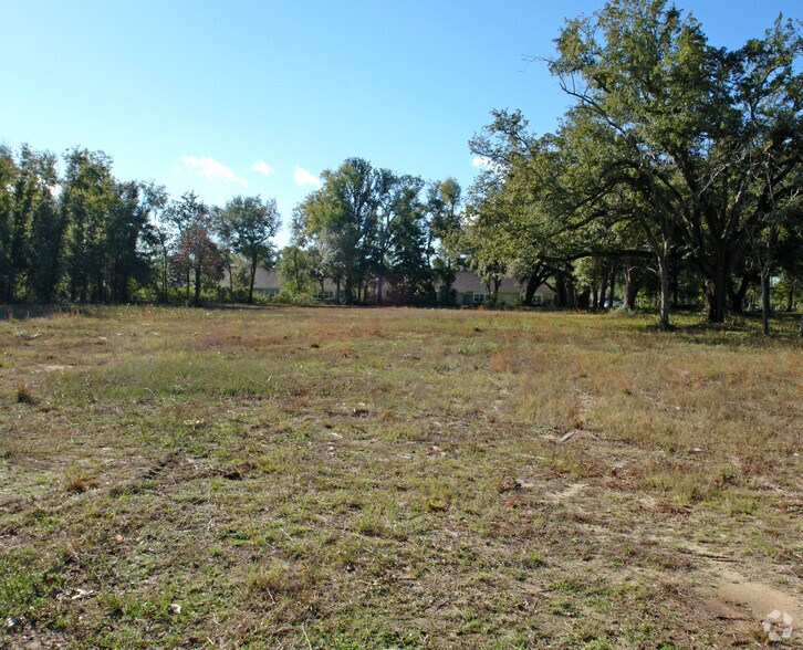 8620 N Davis Hwy, Pensacola, FL à vendre - Photo de l’immeuble – Image 2 sur 6