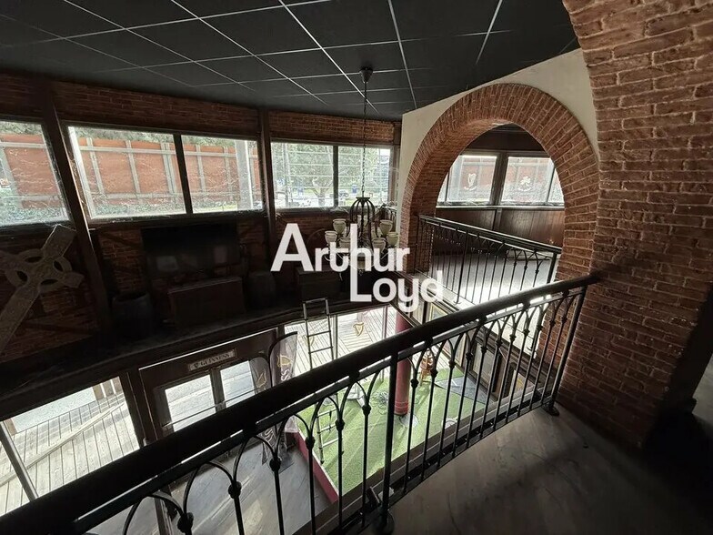 Bureau dans Fréjus à louer - Photo intérieure – Image 3 sur 8