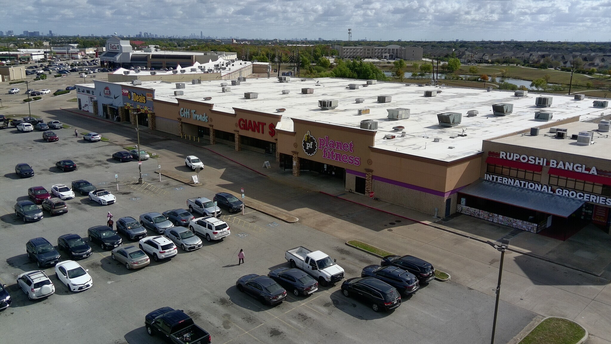 14485 Bellaire Blvd, Houston, TX à louer Photo de l’immeuble– Image 1 sur 15