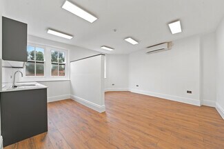 Plus de détails pour 94 Kensington High St, Londres - Bureau à louer