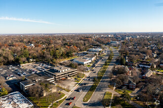 36800 Woodward Ave, Bloomfield Hills, MI - VUE AÉRIENNE  vue de carte