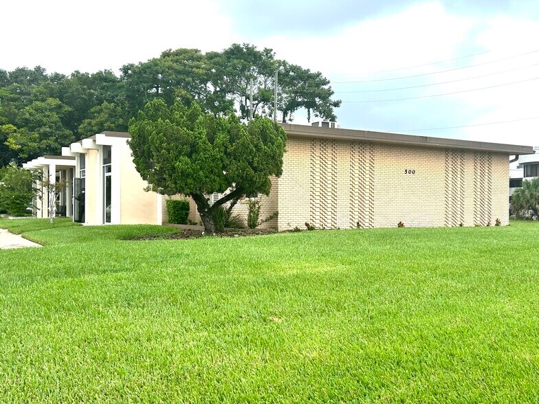 500 N Semoran Blvd, Orlando, FL à louer - Photo de l’immeuble – Image 1 sur 6