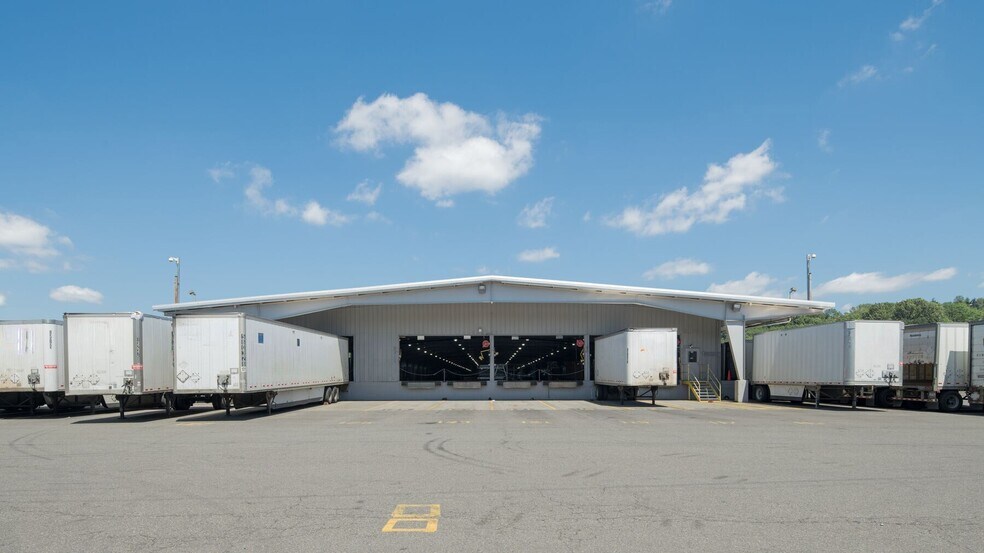 12855 48th Ave S, Tukwila, WA à louer - Photo de l’immeuble – Image 2 sur 3