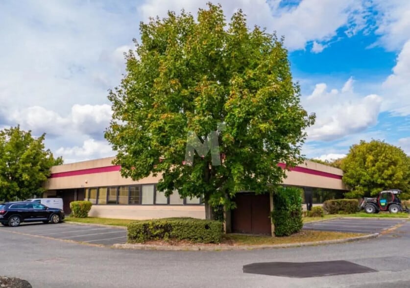Bureau dans Bondoufle à louer - Photo de l’immeuble – Image 3 sur 6