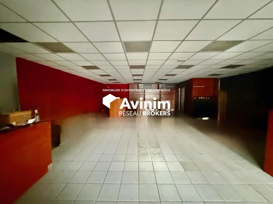 Local commercial dans Livry-Gargan à louer Photo intérieure– Image 1 sur 2