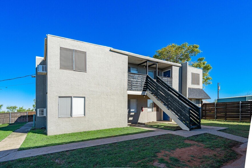 501 Elm St, Sweetwater, TX à vendre - Photo de l’immeuble – Image 2 sur 26