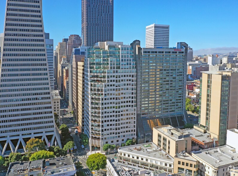 655 Montgomery St, San Francisco, CA à louer - Photo de l’immeuble – Image 2 sur 14