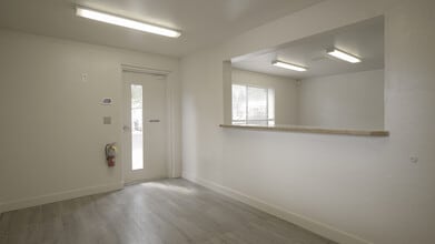 1608 N East St, Flagstaff, AZ à louer Photo intérieure– Image 1 sur 11