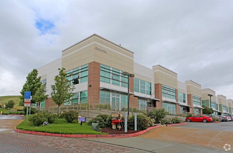 3101-3119 Independence Dr, Livermore, CA à vendre - Photo de l’immeuble – Image 1 sur 23