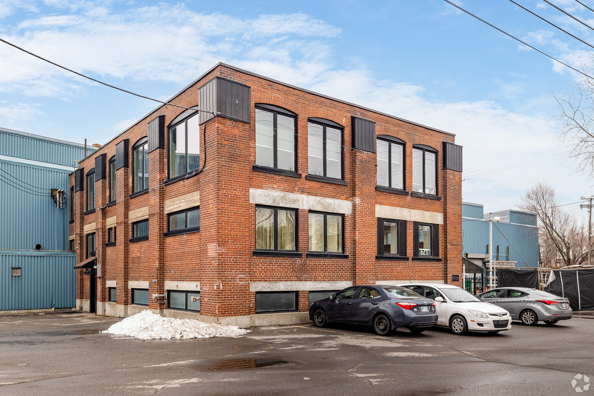 5745-5795 Pl Turcot, Montréal, QC à louer Photo principale– Image 1 sur 6
