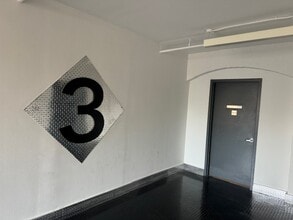 26 Bruckner Blvd, Bronx, NY à louer Photo intérieure– Image 1 sur 8