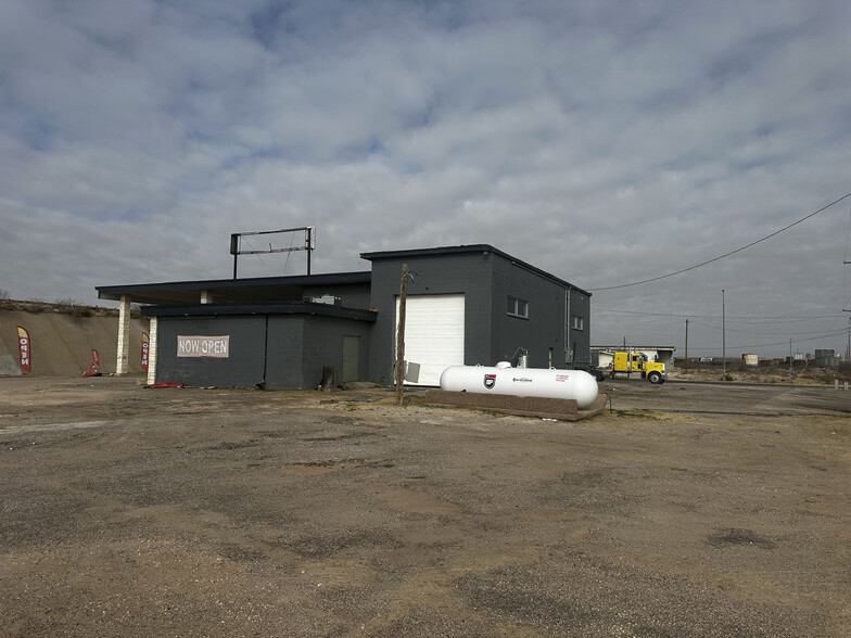 250 E Interstate Highway 20, Penwell, TX à vendre - Photo de l’immeuble – Image 3 sur 10