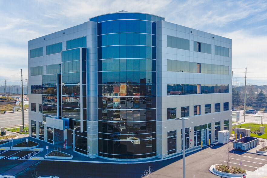 8750 The Gore Rd, Brampton, ON à louer - Photo de l’immeuble – Image 2 sur 4