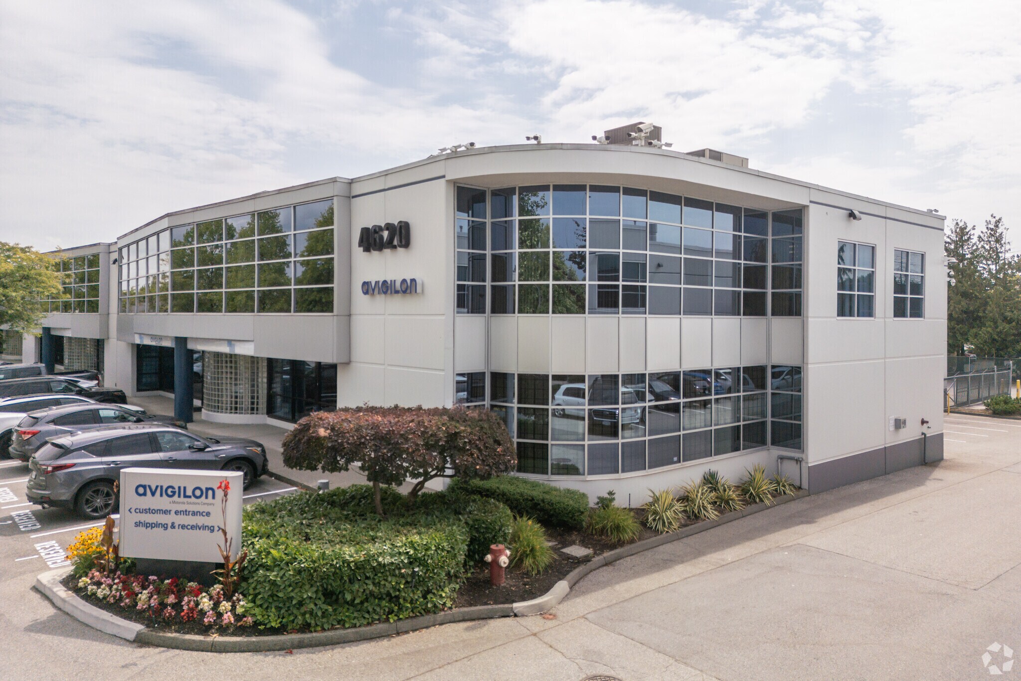 4620 Viking Way, Richmond, BC à louer Photo de l’immeuble– Image 1 sur 5