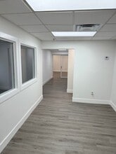 1400 NW 88th Ave, Doral, FL à louer Photo intérieure– Image 2 sur 7