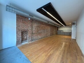 148 7th Ave, Brooklyn, NY à louer Photo intérieure– Image 2 sur 8