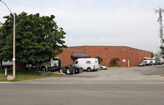 Plus de détails pour 135-141 Watline Av, Mississauga, ON - Industriel/Logistique à louer
