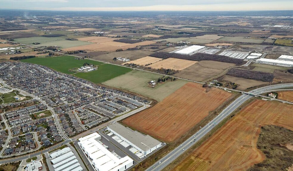 12304 Heart Lake Rd, Caledon, ON à louer - Photo de l’immeuble – Image 3 sur 4