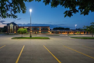 Plus de détails pour 4949 Westown Pky, West Des Moines, IA - Bureau, Bureau/Local commercial à louer