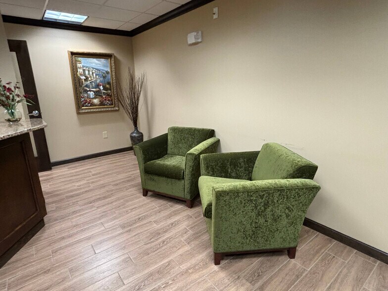 90-100 Central St, Holliston, MA à louer - Photo intérieure – Image 3 sur 29