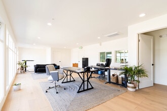 1655-1661 Folsom St, San Francisco, CA à louer Photo intérieure– Image 2 sur 3