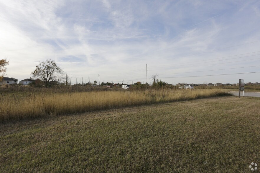 Clay Rd, Katy, TX à vendre - Photo principale – Image 1 sur 20