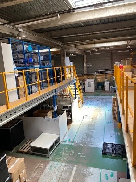 Local d’activités dans Vitrolles à louer - Photo intérieure – Image 3 sur 4