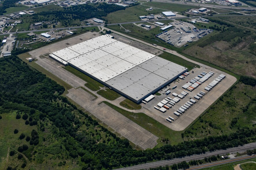 2200 S Business 45, Corsicana, TX à louer - Photo principale – Image 1 sur 10