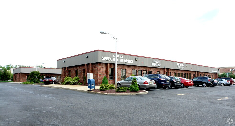 4663-4699 US Highway 9, Howell, NJ à louer - Photo de l’immeuble – Image 1 sur 5