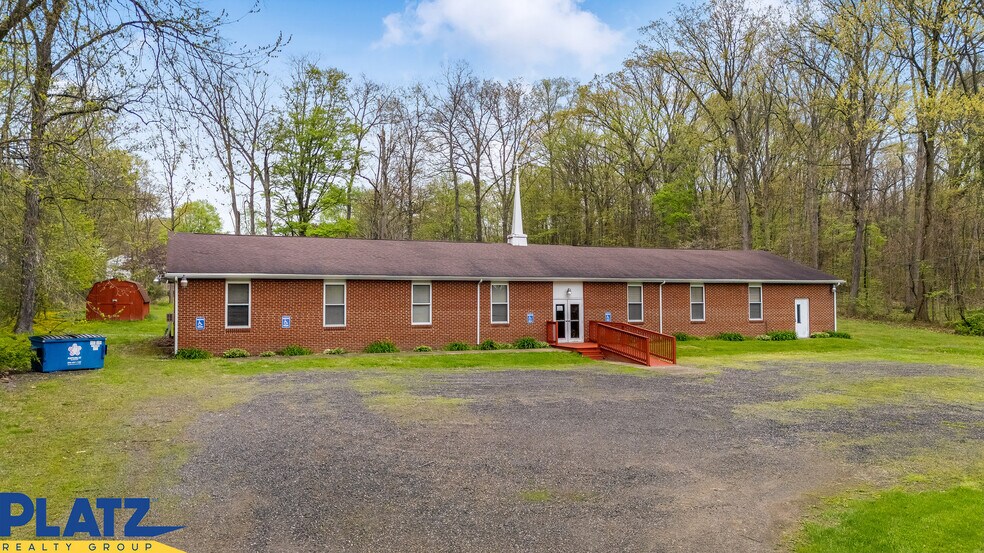 1348 Niles Cortland Rd NE, Warren, OH à vendre - Photo principale – Image 1 sur 11