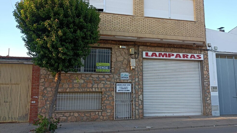 Industriel/Logistique dans Quintanar de la Orden, Toledo à vendre - Photo de l’immeuble – Image 2 sur 10